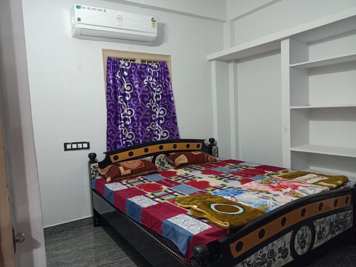 Sri Govinda Nilayam Home Stay 1 Visakhapatnam Exterior photo