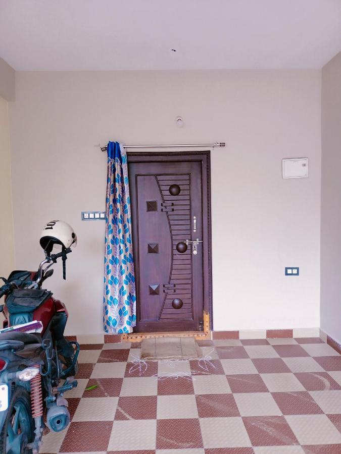 Sri Govinda Nilayam Home Stay 1 Visakhapatnam Exterior photo